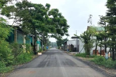 Sau khi phát hiện hư hỏng cục bộ, Ban Quản lý dự án huyện Trảng Bom và nhà thầu thi công đã nhanh chóng xử lý, khắc phục. Ảnh: Như Nguyệt