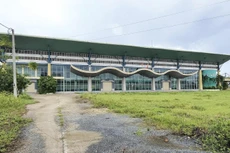 Bến xe khách liên tỉnh phía Nam do Công ty CP Đức Long Đà Nẵng đầu tư đang bị VietinBank rao bán với giá tối thiểu là hơn 48 tỷ đồng. Ảnh: Hà Minh