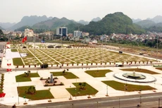 Dự án Tạo mặt bằng khu trung tâm hành chính và quảng trường tỉnh Sơn La có tổng mức đầu tư hơn 120 tỷ đồng, đã được hoàn thành và đưa vào sử dụng hơn 2 năm. Ảnh: VOV