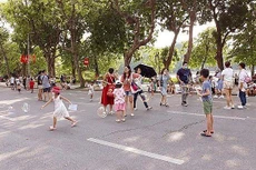 Hà Nội: 10 tháng đầu năm, thu gần 44 nghìn tỷ đồng từ khách du lịch