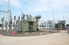 Gói thầu số 01 Thi công đường dây 35kV và TBA 630 kVA-35(22), 0,4kV cấp điện cho Dự án Nhà máy Xử lý rác thải tại xã Tràng Lương (Đông Triều, Quảng Ninh) trị giá gần 3 tỷ đồng. Ảnh: Lê Tiên