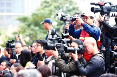 Báo chí xung kích và mở lối