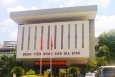 Đại diện Bệnh viện Nhân Dân Gia Định cho biết sẽ sớm mời thầu lại Gói thầu Xây lắp và cung cấp, lắp đặt thiết bị. Ảnh: Toàn Lê