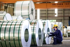 Tập đoàn Đầu tư Hoa Sen đăng ký bán 15 triệu cổ phiếu HSG