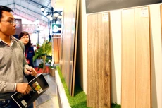 Quy định một chương về hộ kinh doanh trong Luật Doanh nghiệp (sửa đổi) thực chất là việc bổ sung, hoàn thiện, cụ thể hóa các quy định hiện hành về hộ kinh doanh. Ảnh: Lê Tiên