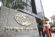 Trong bối cảnh dịch Covid-19 diễn biến phức tạp, Vinaconex và nhiều doanh nghiệp đã thông báo gia hạn thời gian tổ chức Đại hội đồng cổ đông thường niên 2020. Ảnh: Nhã Chi