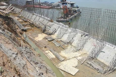 Dự án Xây dựng bờ kè sông Đồng Nai (tỉnh Bình Dương) giai đoạn 2 có tổng mức đầu tư dự kiến 336,7 tỷ đồng. Ảnh: Nam Thành