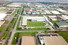 Phương pháp tiếp cận “chọn bỏ” để xác định ngành nghề dịch vụ có điều kiện đối với nhà đầu tư nước ngoài được đánh giá là một bước đột phá lớn của Việt Nam. Ảnh: Hồng Thái