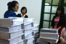 Theo Kiểm toán Nhà nước, còn nhiều dự án phê duyệt hồ sơ mời thầu, kế hoạch lựa chọn nhà thầu chưa đúng quy định, hồ sơ mời thầu nêu rõ yêu cầu về nhãn hiệu, xuất xứ hàng hóa. Ảnh: Nhã Chi