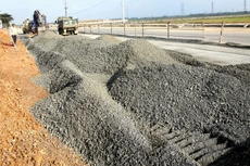 Gói thầu LS 02 Xây dựng cải tạo, nâng cấp đường Hoa Thám - Quý Hòa - Vĩnh Yên, huyện Bình Gia, tỉnh Lạng Sơn (ĐH.61) Đoạn 2: Km11+008 Km23+232,20 được nhiều nhà thầu lớn quan tâm. Ảnh minh họa: Tiên Giang