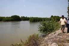 Việc triển khai xây lắp cống kiểm soát mặn tại các huyện Ba Tri, Mỏ Cày Nam và Chợ Lách, tỉnh Bến Tre phụ thuộc nhiều vào tiến độ phân bổ vốn. Ảnh minh họa: Lê Tiên