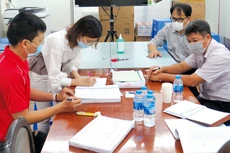 Mở thầu mùa Covid-19, chủ đầu tư, bên mời thầu và cả nhà thầu đều tỏ ra lo lắng. Ảnh: Văn Huyền