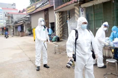 Trong cuộc chiến đấu chống dịch Covid-19, báo chí luôn là lực lượng tiên phong trên tuyến đầu. Ảnh: Danh Lam