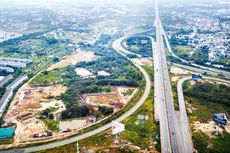 Nếu suôn sẻ, 8 dự án thành phần trên tuyến cao tốc Bắc - Nam phía Đông sẽ khởi công gói thầu đầu tiên trong giai đoạn từ 20/8 đến 30/8/2020. Ảnh: Lê Tiên