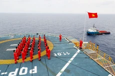 Giá trị cốt lõi của văn hóa Petrovietnam đề cao việc cùng chia sẻ lợi ích, trách nhiệm, thuận lợi và khó khăn