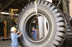 Hoạt động tiêu thụ của doanh nghiệp săm lốp bị ảnh hưởng mạnh do tác động tiêu cực của dịch Covid-19. Ảnh: St