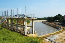 Công ty CP Sản xuất công nghiệp xây lắp 3 trúng Gói thầu số 15 thuộc Dự án Cải thiện hệ thống tiêu nước khu vực phía Tây TP. Hà Nội (Trạm bơm tiêu Yên Nghĩa) - giai đoạn 1. Ảnh: Quân Đỗ