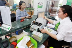 Mặt bằng lãi suất cho vay trong nền kinh tế được dự báo sẽ giảm trong thời gian tới. Ảnh: Minh Dũng