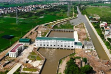 Dự án Cải thiện hệ thống tiêu nước khu vực phía Tây TP. Hà Nội (trạm bơm tiêu Yên Nghĩa) có tổng mức đầu tư là hơn 4.722 tỷ đồng. Ảnh: Trọng Chinh