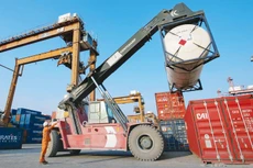 Việt Nam có cải thiện về chất lượng môi trường kinh doanh nhưng còn chậm. Ảnh: Lê Tiên