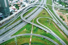 Đột phá thể chế để khơi thông nguồn vốn tư nhân
