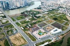 Khung giá đền bù khi thu hồi đất thấp hơn quá xa giá thị trường khiến công tác giải phóng mặt bằng gặp nhiều khó khăn. Ảnh: Lê Tiên