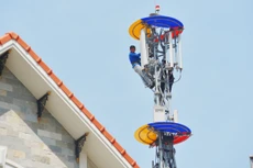 Doanh nghiệp viễn thông trong nước sẽ phải đối mặt với thách thức ngày càng lớn trong bối cảnh các nhà đầu tư EU đang có xu hướng nhắm vào thị trường dịch vụ gia tăng cao. Ảnh: Lê Tiên
