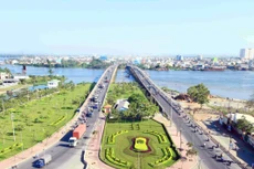 Hợp đồng BOT Dự án Cầu, đường Bình Triệu 2 (phần 2, giai đoạn 2) đã ký với Công ty CP Đầu tư hạ tầng kỹ thuật TP.HCM vào năm 2018. Ảnh: Huyền Trang