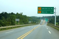 Đường cao tốc Nội Bài - Lào Cai giúp giảm 50% thời gian đi từ Hà Nội đến Lào Cai. Ảnh: Lê Tiên