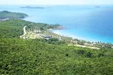 Trái phiếu phát hành được bảo đảm bằng tài sản là quyền sử dụng đất và tài sản gắn liền với đất ở “đảo ngọc” Phú Quốc. Ảnh: Lê Tiên