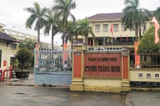 Bên mời thầu - Trung tâm Phát triển quỹ đất huyện Thăng Bình lựa chọn nhà thầu qua mạng đối với Gói thầu Khai thác quỹ đất tổ 1, thôn Kế Xuyên 2, Bình Trung (hạng mục san nền, đường giao thông và hạng mục khác). Ảnh: Linh Nguyễn