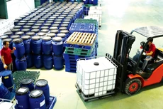 Dự thảo Luật Doanh nghiệp (sửa đổi) đã bãi bỏ nhiều thủ tục không cần thiết hoặc gây cản trở cho doanh nghiệp. Ảnh: Lê Tiên