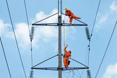 Nhiều người kỳ vọng khi Luật PPP được ban hành sẽ tạo cơ sở pháp lý quan trọng đảm bảo cho nhà đầu tư tư nhân yên tâm đầu tư vào lưới điện truyền tải. Ảnh: Quang Tuấn