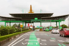 Dự án Thu phí tự động không dừng trên toàn quốc giai đoạn 1 đã thực hiện được 5 năm với tổng mức đầu tư 2.030 tỷ đồng. Ảnh: Lê Tiên