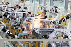 Nghị quyết 52 của Bộ Chính trị về một số chủ trương, chính sách chủ động tham gia cuộc cách mạng công nghiệp 4.0 đặt mục tiêu kinh tế số chiếm tới 30% GDP vào năm 2030. Ảnh: Lê Tiên