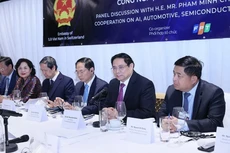 Thủ tướng Phạm Minh Chính phát biểu tại Tọa đàm về hợp tác phát triển trí tuệ nhân tạo và công nghệ. Ảnh: TTXVN