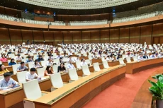 Sáng 24/5, Quốc hội thảo luận ở hội trường về dự thảo Luật Lưu trữ (sửa đổi)