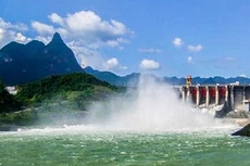 Đóng tiếp 1 cửa xả đáy hồ thủy điện Tuyên Quang vào hồi 15 giờ ngày 11/9/2024