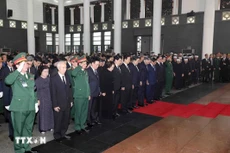 Đoàn Ban Chấp hành Trung ương Đảng Cộng sản Việt Nam do đồng chí Tô Lâm, Ủy viên Bộ Chính trị, Chủ tịch nước làm Trưởng đoàn, kính viếng Tổng Bí thư Nguyễn Phú Trọng.