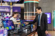 Chiều sâu văn hóa - sức sống thương hiệu của ROX Group