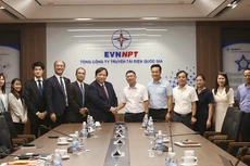 Tổng giám đốc EVNNPT Phạm Lê Phú làm việc với JBIC (Nhật Bản)