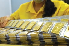 Sacombank tiếp tục thông báo thanh lý khoản nợ của APT liên quan đến gần 6.000 lượng vàng SJC