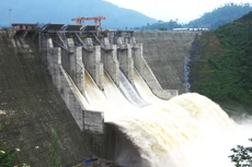 Tỉnh Quảng Nam yêu cầu các chủ hồ thủy điện thực hiện nghiêm quy trình vận hành liên hồ chứa