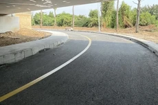 Tại Dự án Sửa chữa, bổ sung đường quay đầu xe trên đường Mai Chí Thọ thông qua đường chui dưới cầu Cá Trê Lớn có tình trạng nhà thầu mạnh dễ dàng… bị loại. Ảnh chỉ mang tính minh họa. Nguồn Internet