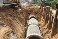 1 nhà thầu đã có kiến nghị vì cho rằng tiêu chí gây hạn chế cạnh tranh tại Gói thầu số 8 Thi công thuộc DA Nâng cấp hệ thống thoát nước, chống ngập úng tại các KDC xã Phước Đại. Ảnh minh họa: Internet