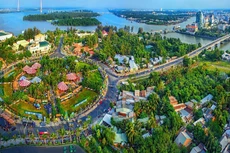 Sau khi sắp xếp, thành phố Cần Thơ có 9 đơn vị hành chính cấp huyện, gồm 5 quận và 4 huyện; 80 đơn vị hành chính cấp xã, gồm 36 xã, 39 phường và 5 thị trấn