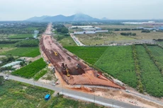 2 gói thầu xây lắp Dự án thành phần 1 cao tốc Biên Hòa - Vũng Tàu đều gặp khó vì mặt bằng
