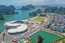 Tầm nhìn đến năm 2050, Quảng Ninh là một trong những đầu tàu thúc đẩy phát triển kinh tế quốc gia với động lực tăng trưởng chính là dịch vụ, du lịch, đổi mới sáng tạo