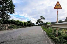 Gói thầu Thi công xây dựng thuộc Dự án Xử lý điểm tiềm ẩn tai nạn giao thông tại Quốc lộ 21, tỉnh Hòa Bình có giá hơn 21 tỷ đồng