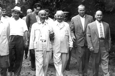 Chủ tịch Hồ Chí Minh khẳng định, Việt Nam luôn luôn trung thành với chính sách hòa bình và hợp tác giữa các nước trên cơ sở đôi bên cùng có lợi. Ảnh tư liệu